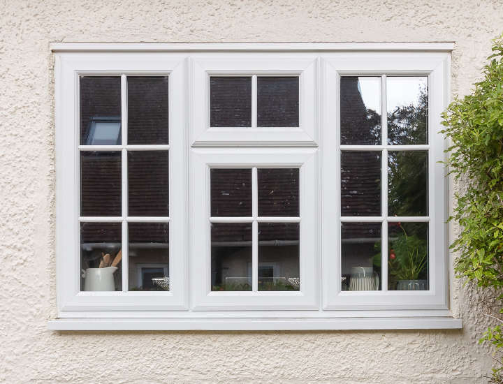 This image is the exclusive property of Tony Hickey / ProBusinessphotos.co.uk and is protected under the UK and International Copyright laws. ..This image may not be reproduced, copied, transmitted or manipulated without the written permission of Tony Hickey / ProBusinessphotos.co.uk and payment of appropriate licensing fees...For information about licensing this photograph, please contact Tony Hickey at tony@ProBusinessphotos.co.uk